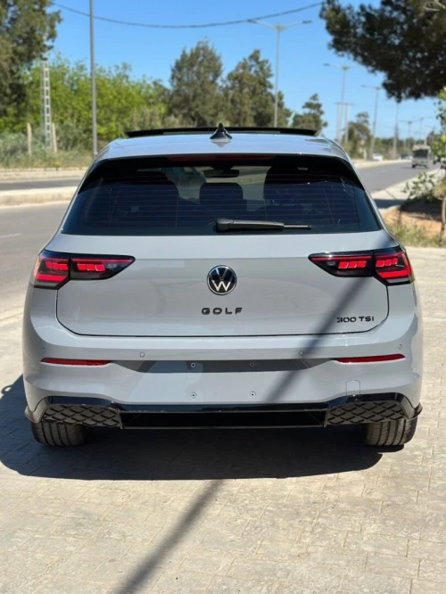 Volkswagen Golf 8 2025 R Black Edition 