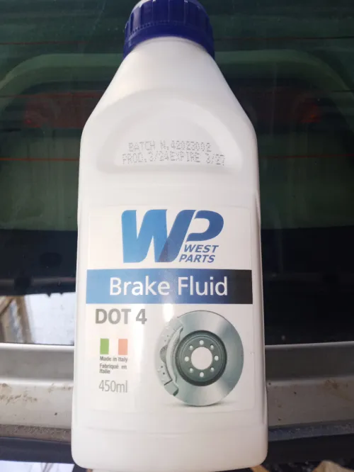 liquide de frein west parts dot 4