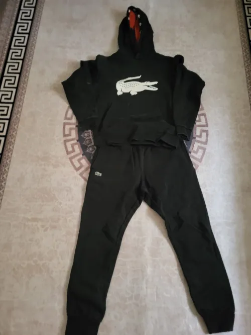 Lacoste 