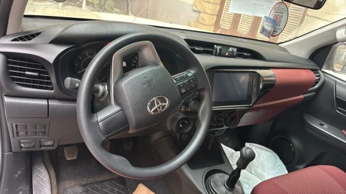 Toyota Revo  2025 HILUX
