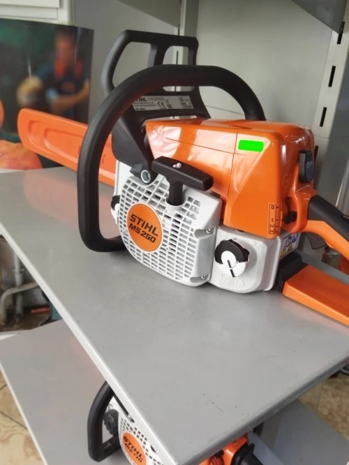 tronçonneuse STIHL