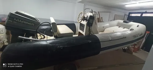 bateau demi rigide