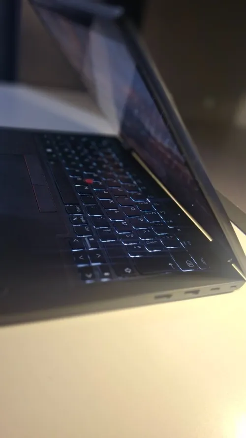 Lenovo