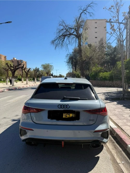Audi A3 2024 Quatro s ligne