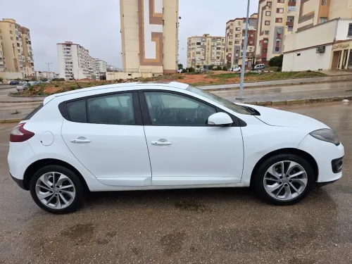Renault Megane 3 2016 Bose