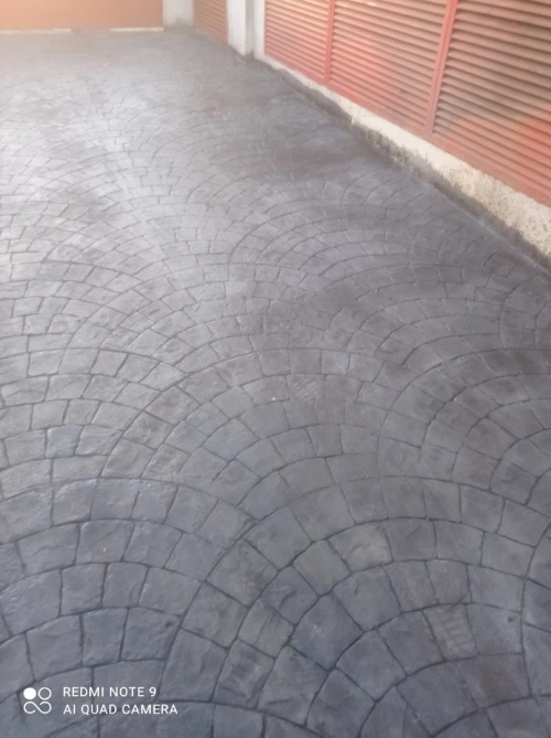 Travaux béton imprimé et aménagement