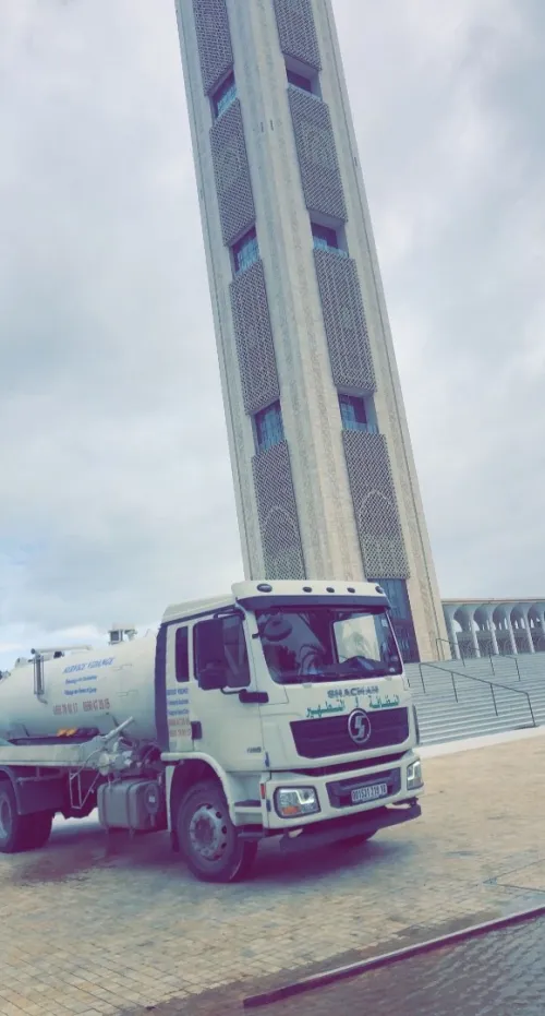 CAMION vidange nettoyage 