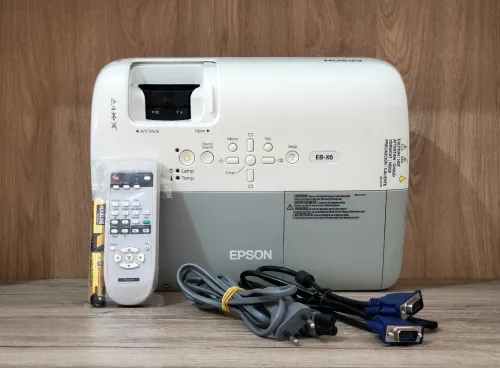 Datashow EPSON EB-X6 