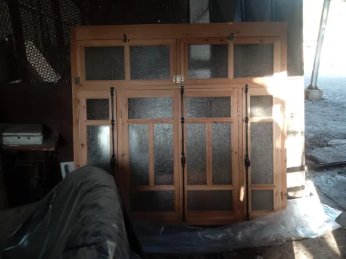 Vends tres grande fenetre en bois ou baie vitrée