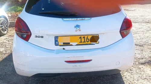 Peugeot 208 2016 New Silver Line