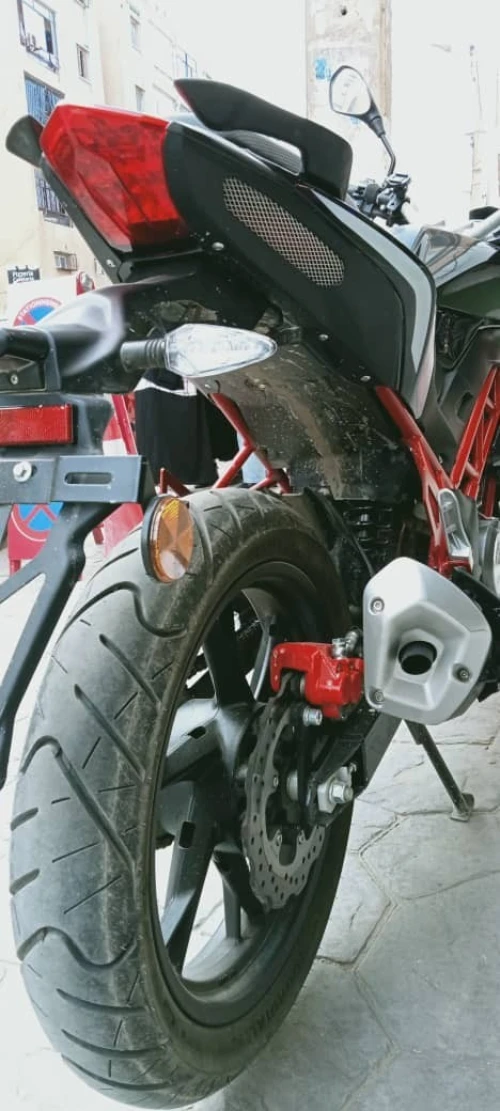 Benelli 150 tnt 2021
