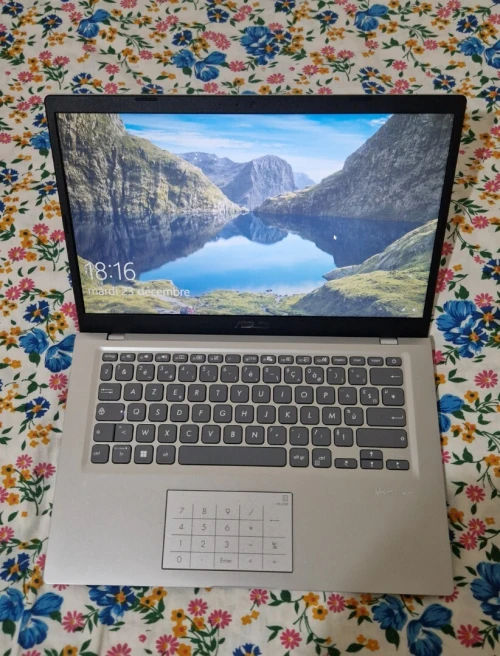 ASUS VivoBook X415EA i5 1135G7 16G 512 SSD 14" Full HD
