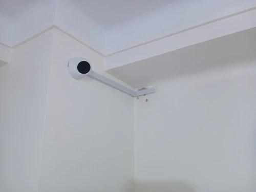 Installation et réparation تركيب وإصلاح كاميرات المراقبة