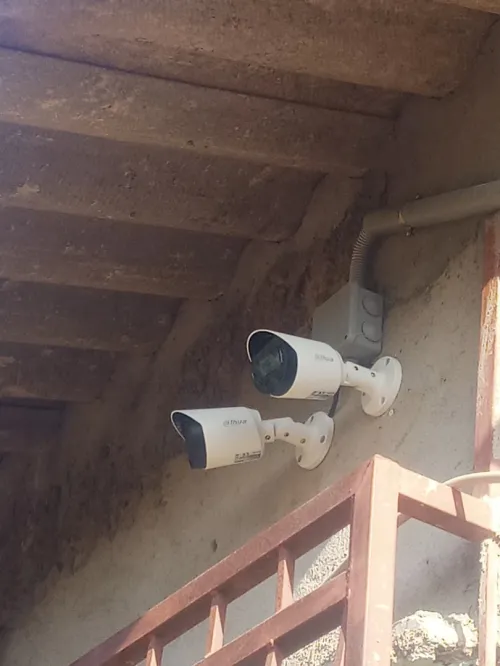 INSTALLATION ET RÉPARATION CAMÉRA DE SURVEILLANCE