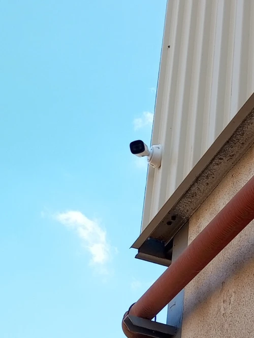 INSTALLATION ET RÉPARATION CAMÉRA DE SURVEILLANCE