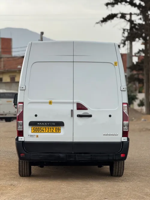 Renault Master 2012