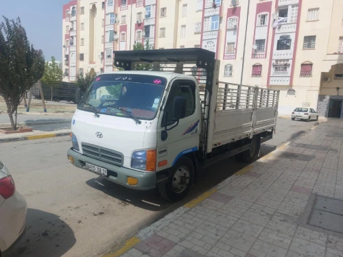 Hyundai Hd72 