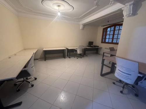 Bureau ( mobilier)