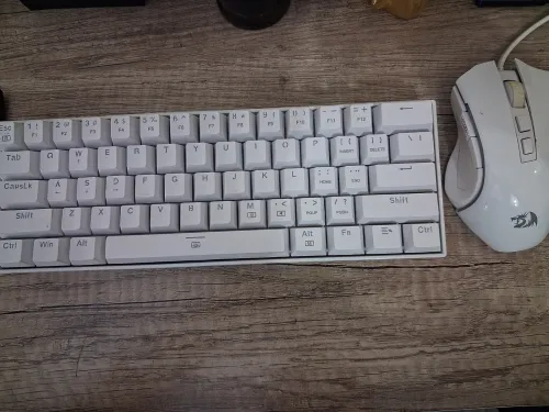 Clavier redragon k630 et souris m607