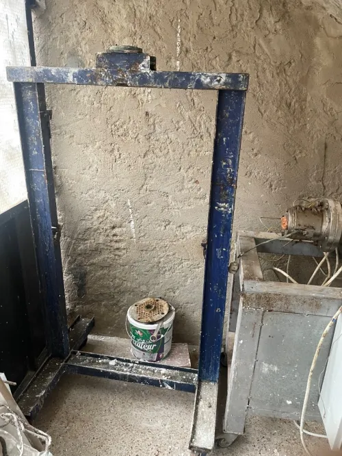 Matériel de fabrication de savon