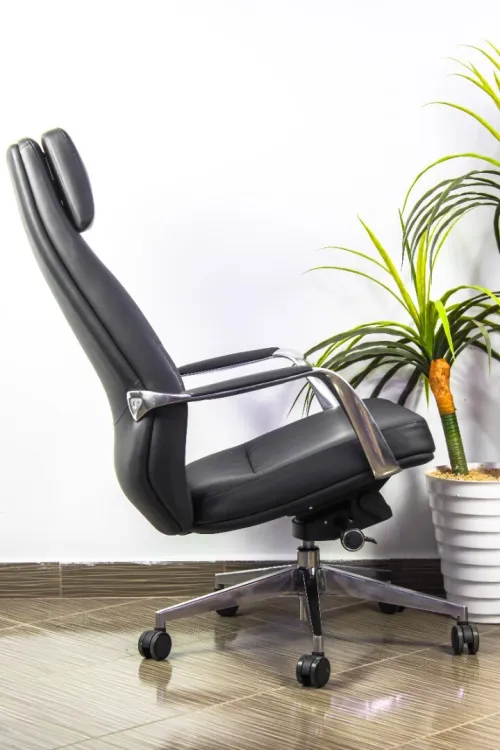 Chaise PDG élégante 