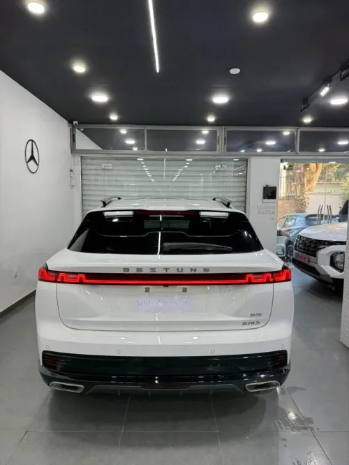 Bestune B70S 2025 Limousine