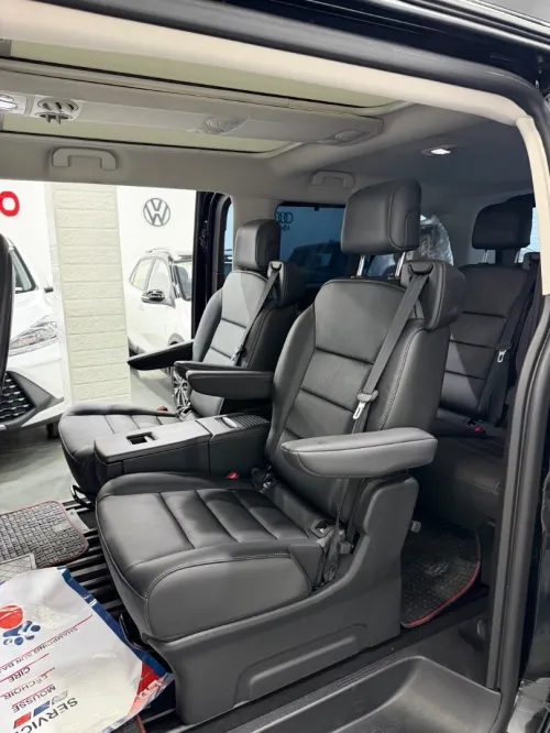 Peugeot Traveller 2025 Business Pack