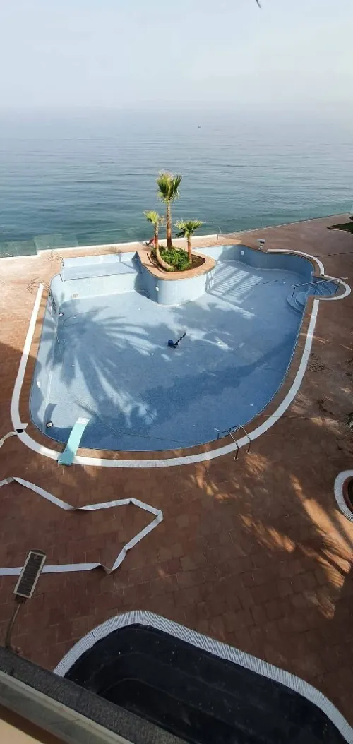 Construction piscines modernes en Algérie 
