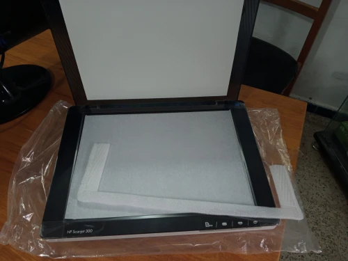 Scanner HP ScanJet 300  سكانير