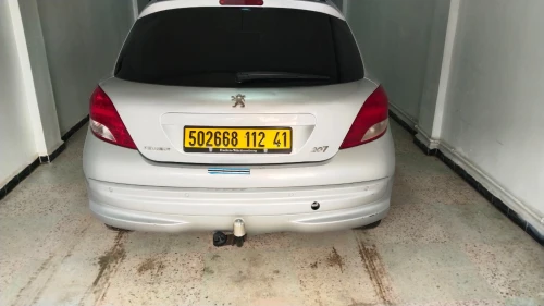 Peugeot 207 2012 Fennec
