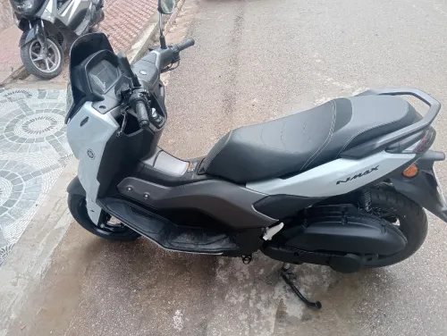 Yamaha Nmax 2025
