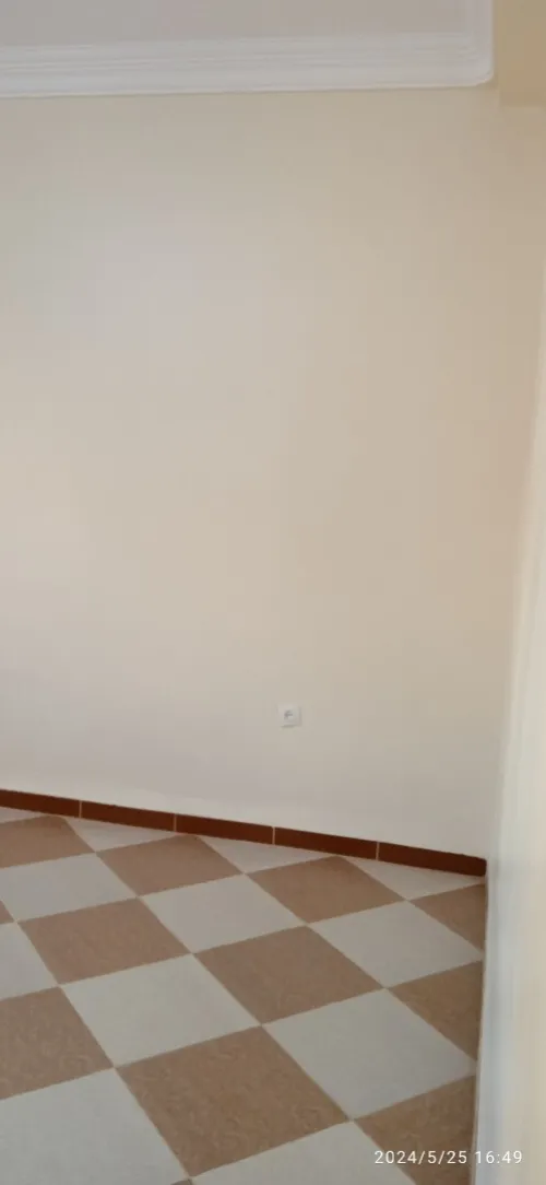 Vente Appartement Niveau de villa F3 Chlef Tenes