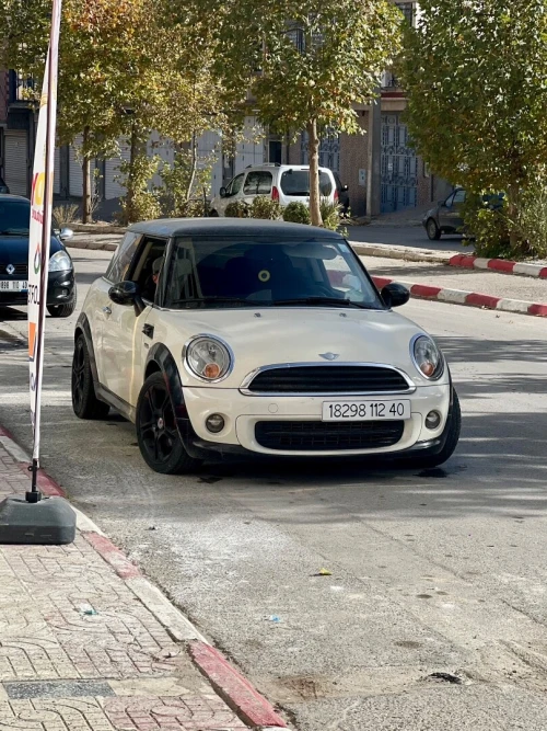 Mini cooper 2012 one