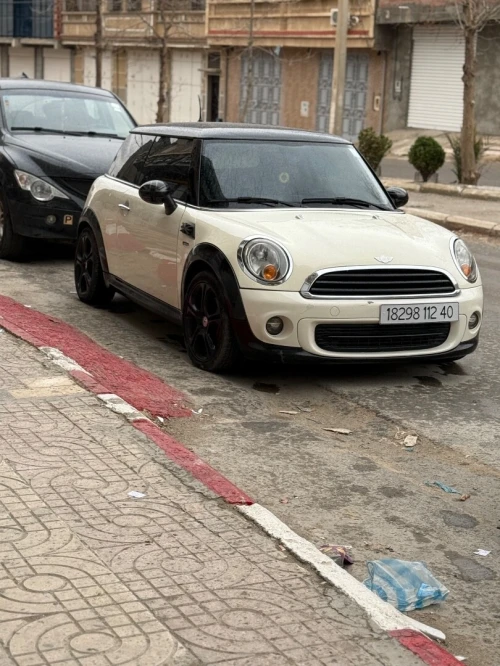 Mini cooper 2012 one