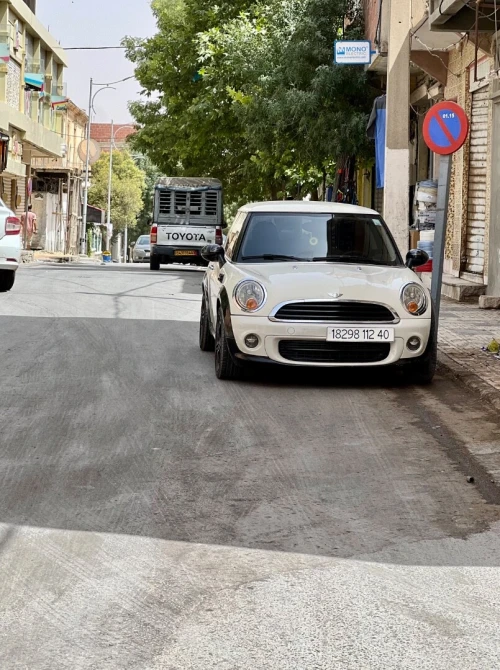 Mini cooper 2012 one