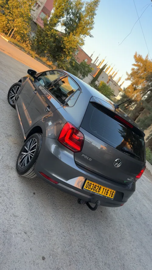 Volkswagen Polo 2016 
