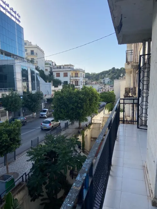 Location Appartement F4 Alger Hydra