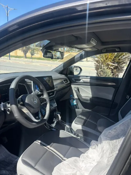 Volkswagen T-Roc 2025 R-Line 