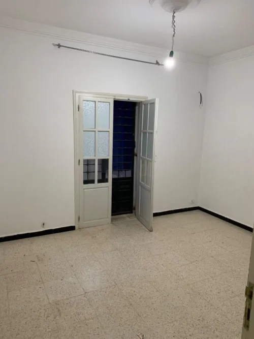 Location Appartement Niveau de villa F5 Alger Cheraga