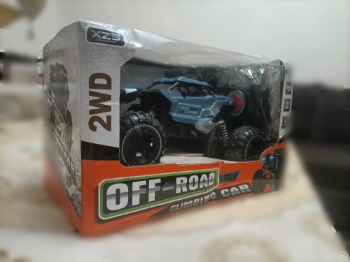 Voiture télécommandé (RECHARGEABLE)