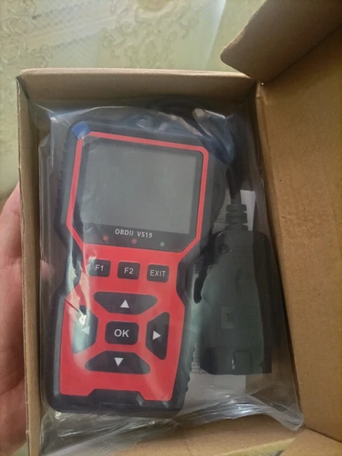 Outil de diagnostic obd 2 V519