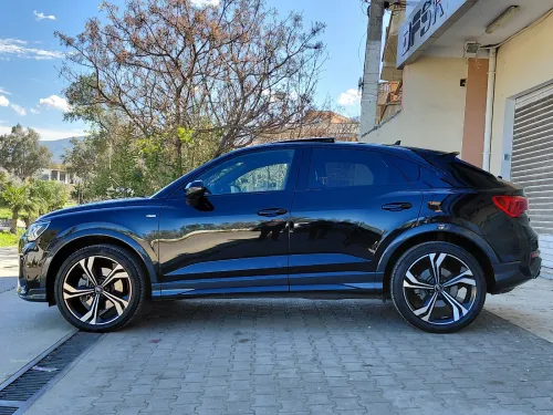 Audi Q3 2021 Sportback Black Edition