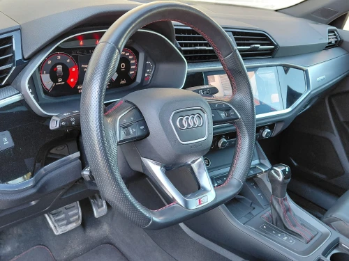 Audi Q3 2021 Sportback Black-edition