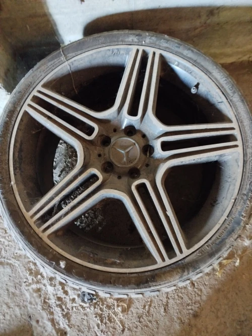 Gente Mercedes Benz classe C par 19