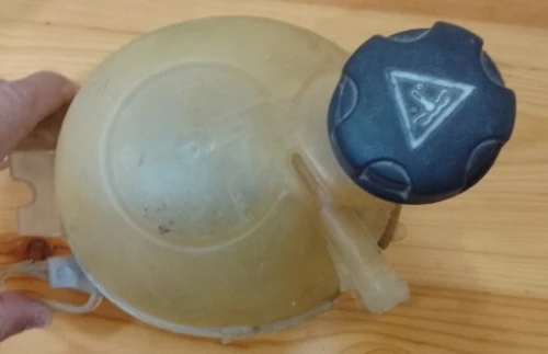Vase d'eau Citroën Peugeot