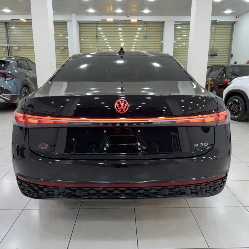 Volkswagen Passat 2025 Pro