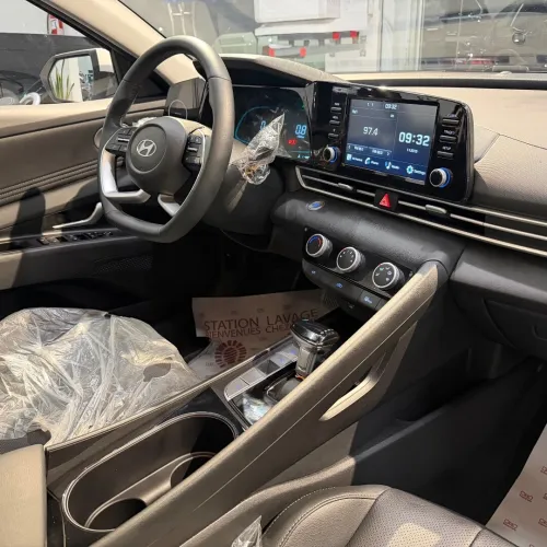 Hyundai Elantra 2025 GLX