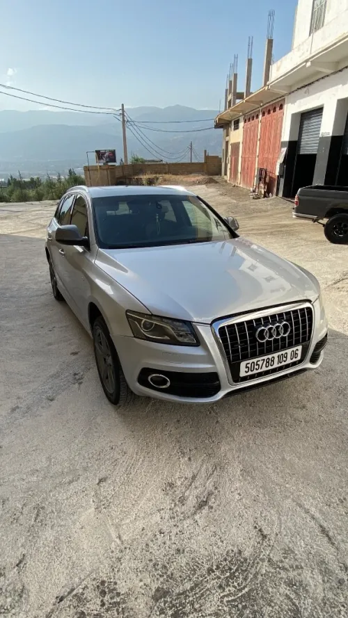 Audi Q5 2009 S Line Pack Tech