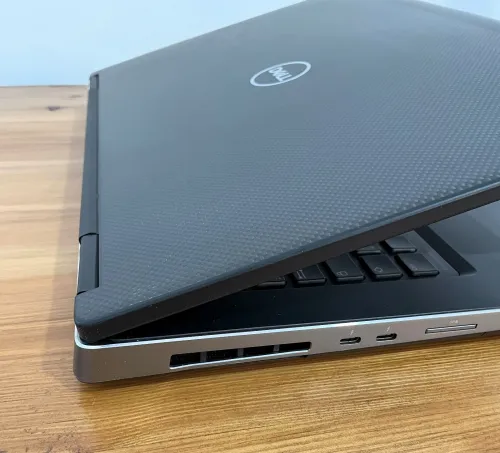 DELL Precision 7730 Worstation | i7-8850H, RAM 64Go, 512Go SSD, Quadro P3200 6Go, 17" FHD