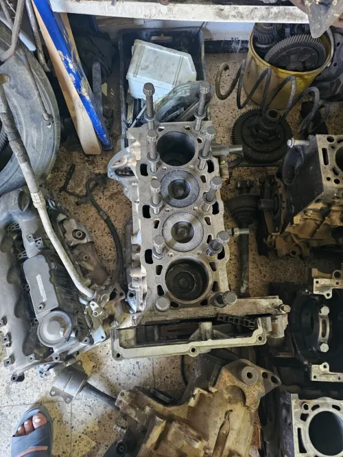 2.2 crdi (Culasse+bloc+02injecteur)